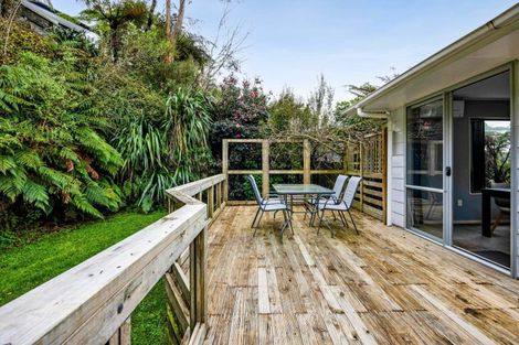 Photo of property in 73 Heta Road, Highlands Park, New Plymouth, 4312