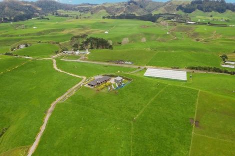 Photo of property in 485 Pukearuhe Road, Waiiti, Urenui, 4377