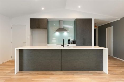 Photo of property in 24 Bridle Way, Omokoroa, 3114