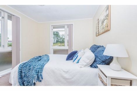 Photo of property in 63 Oreil Avenue, West Harbour, Auckland, 0618
