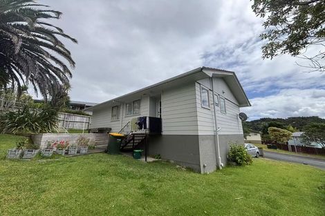 Photo of property in 13 Spinella Drive, Bayview, Auckland, 0629