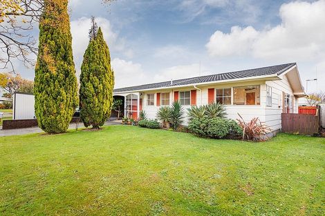 Photo of property in 5 Westhaven Grove, Takaro, Palmerston North, 4412