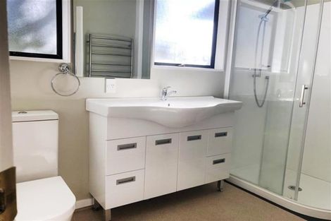 Photo of property in 17 Barberton Terrace, Red Hill, Papakura, 2110