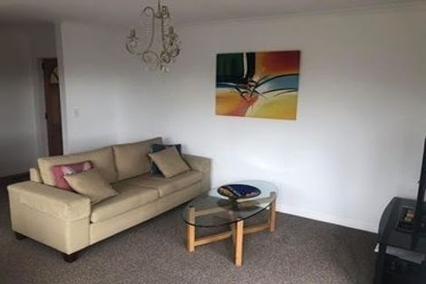 Photo of property in 9 Cobbe Place, Pomare, Rotorua, 3015