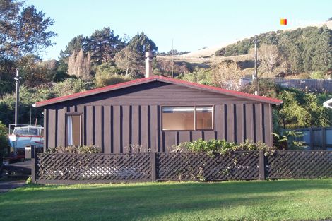 Photo of property in 9 Greenacres Street, Macandrew Bay, Dunedin, 9014