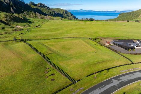 Photo of property in 1 Taumata Rise, Acacia Bay, 3385