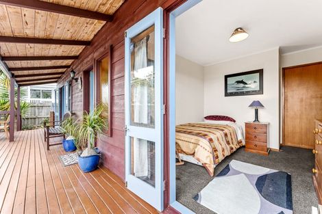 Photo of property in 3 Lucy Foster Lane, Red Beach, 0932