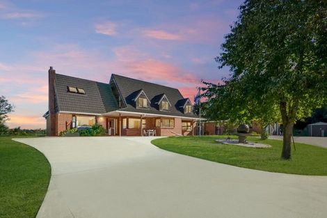 Photo of property in 307 Duck Creek Road, Stillwater, Silverdale, 0993