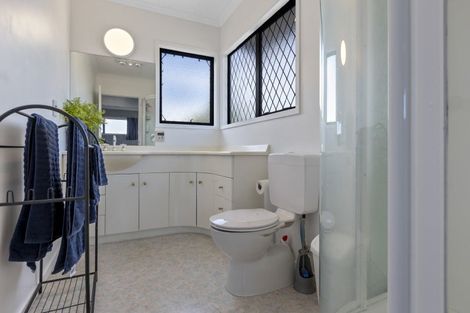 Photo of property in 68 Brois Street, Frankleigh Park, New Plymouth, 4310