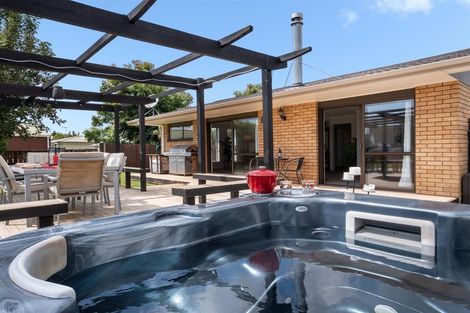 Photo of property in 16 Fenton Terrace, Te Puke, 3119