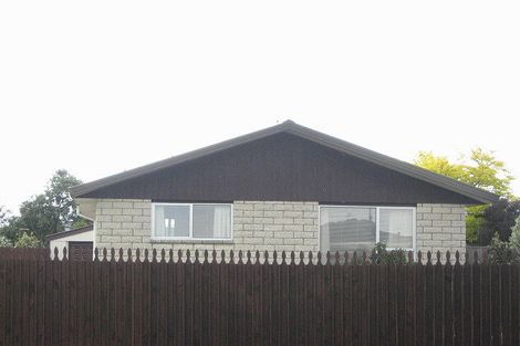 Photo of property in 48 Grimseys Road, Redwood, Christchurch, 8051