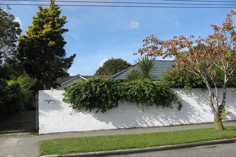 Photo of property in 4 Hounslow Street, Ilam, Christchurch, 8041