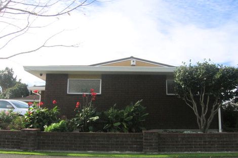 Photo of property in 17 Chippendale Crescent, Highbury, Palmerston North, 4412