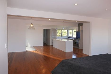 Photo of property in 11 Kotare Street, Waikanae, 5036