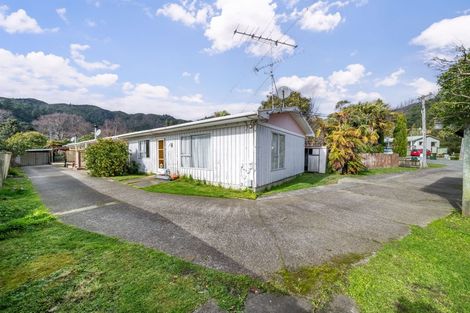 Photo of property in 10b Raukawa Street, Stokes Valley, Lower Hutt, 5019