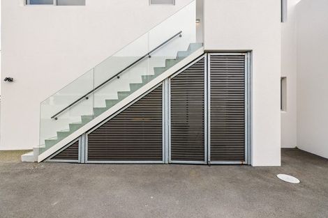 Photo of property in 26 Springfield Road, Saint Albans, Christchurch, 8014