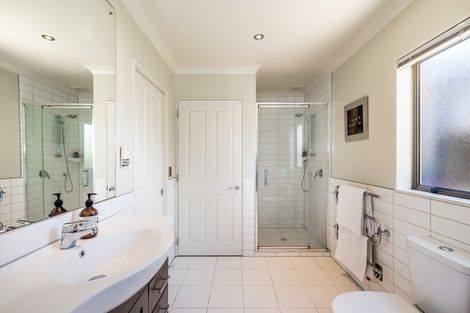 Photo of property in 5 Jade Lane, Paraparaumu, 5032