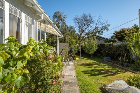 Photo of property in 37 Eltham Road, Blenheim, 7201