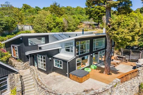 Photo of property in 27 Carlow Grove, Birchville, Upper Hutt, 5018