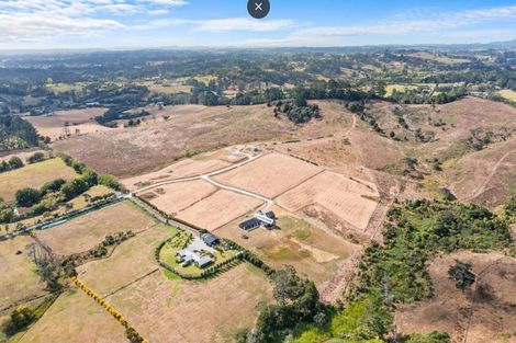 Photo of property in 101 Wintour Road, Waimauku, 0881