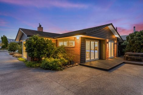 Photo of property in 53 Roberta Drive, Somerfield, Christchurch, 8024