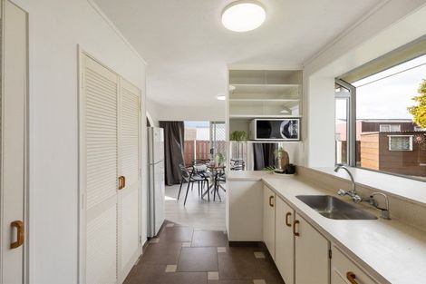 Photo of property in 4 Sandalwood Drive, Dinsdale, Hamilton, 3204