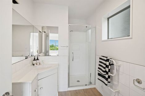 Photo of property in 2/27 Woodlau Rise, Huntsbury, Christchurch, 8022