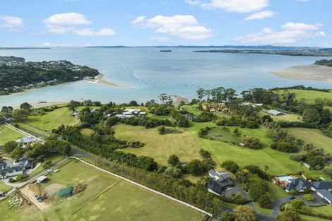 Photo of property in 247 Broomfields Road, Whitford, Howick, 2571