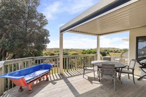 Photo of property in 14b Wakanoi Place, Bowentown, Waihi Beach, 3177