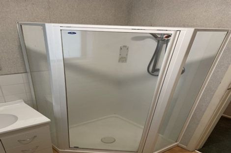 Photo of property in 76 Elmslie Road, Pinehaven, Upper Hutt, 5019