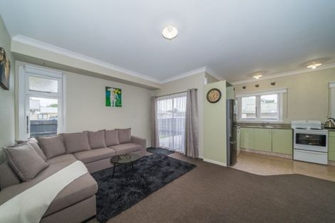 Photo of property in 20 Milson Line, Roslyn, Palmerston North, 4414