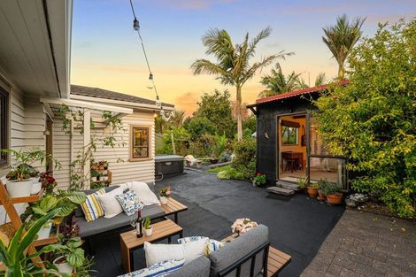 Photo of property in 11 Himikera Avenue, Avondale, Auckland, 1026