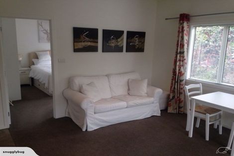 Photo of property in 1/2 Merwood Lane, Devonport, Auckland, 0624