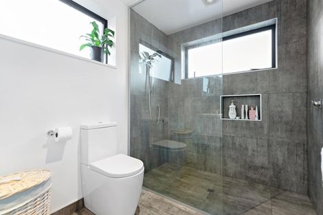 Photo of property in 8 Bale Road, Jacks Point, 9371