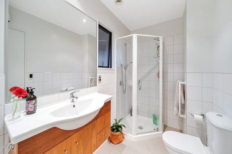 Photo of property in 2a Westburn Terrace, Burnside, Christchurch, 8041