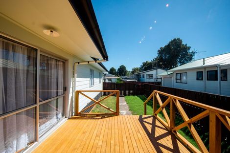 Photo of property in 76b Kahikatea Drive, Melville, Hamilton, 3206