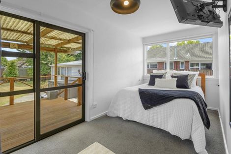 Photo of property in 29 Yardley Street, Avonhead, Christchurch, 8042