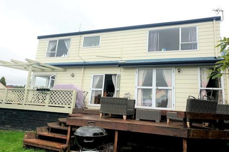 Photo of property in 6 Da Vinci Place, West Harbour, Auckland, 0618