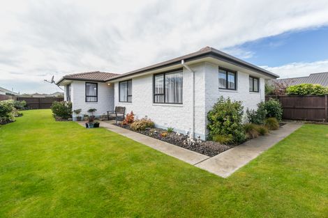 Photo of property in 83 Arcon Drive, Broomfield, Christchurch, 8042