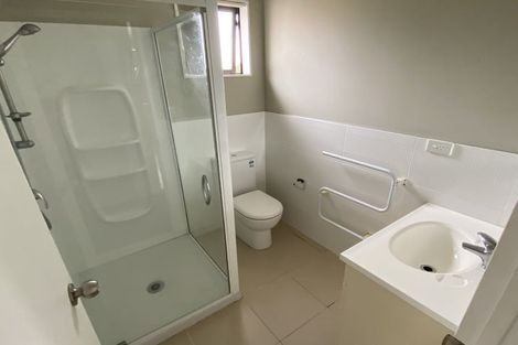 Photo of property in 33 La Trobe Street, Pakuranga Heights, Auckland, 2010