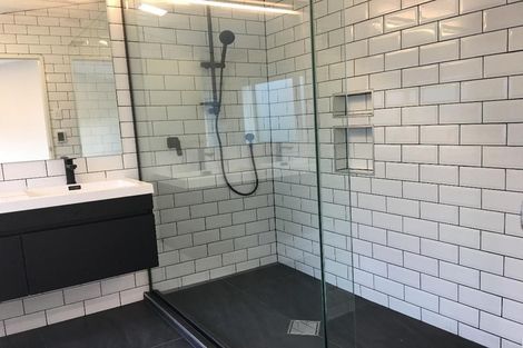 Photo of property in 36a Onepoto Road, Hauraki, Auckland, 0622