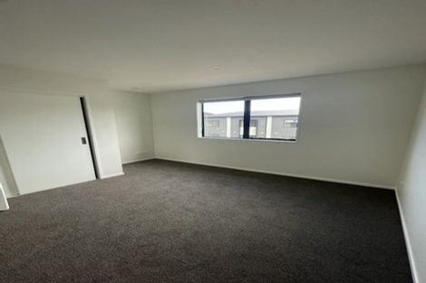 Photo of property in 9/25 Jabuka Street, Glen Eden, Auckland, 0602