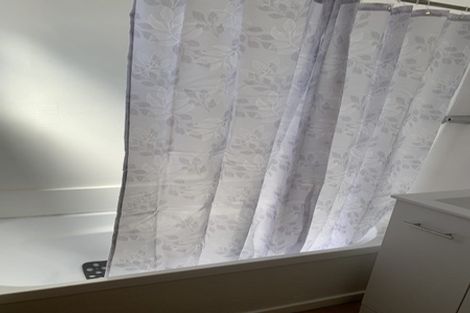 Photo of property in 1/204 Grove Road, Mayfair, Hastings, 4122