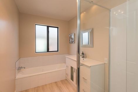 Photo of property in 2 The Stables, Woodend, 7610