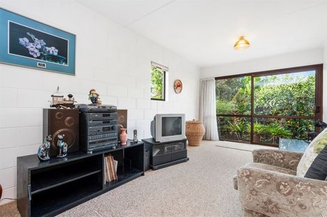 Photo of property in 213 Fairway Drive, Te Kamo, Whangarei, 0112