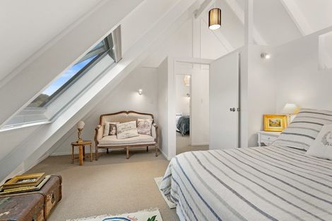 Photo of property in 50b Williams Street, Cambridge, 3434