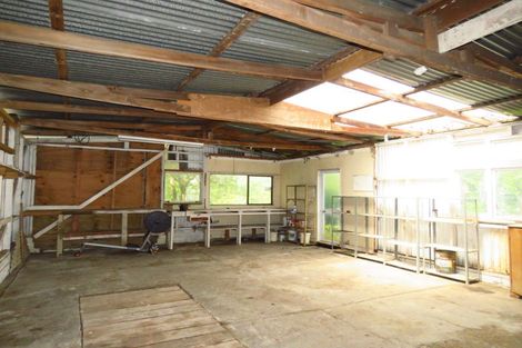 Photo of property in 35 Queen Street, Westport, 7825