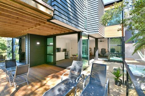 Photo of property in 31g Cochrane Avenue, Arkles Bay, Whangaparaoa, 0932