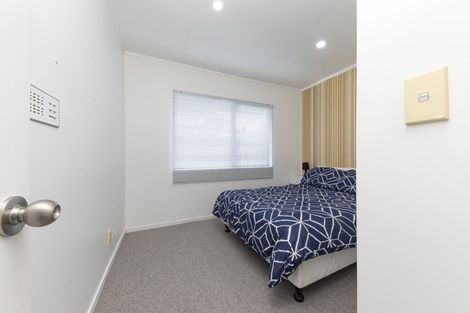 Photo of property in 17 Fort Richard Road, Otahuhu, Auckland, 1062