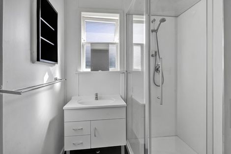 Photo of property in 10 Ramanui Avenue, Hawera, 4610